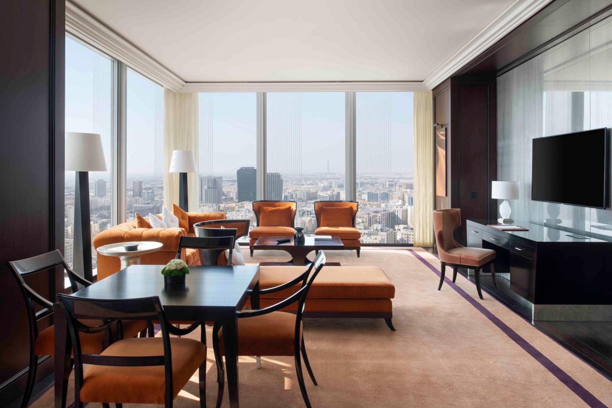 Banyan Tree Doha At La Cigale Mushaireb Bagian luar foto A suite at the hotel