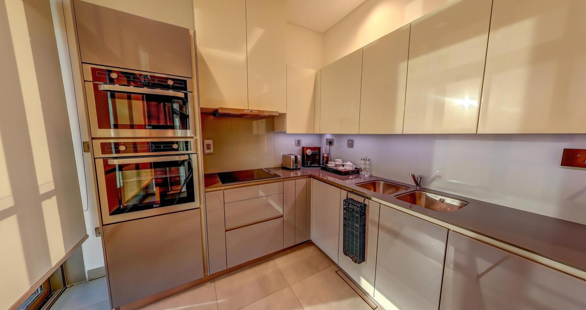 Banyan Tree Doha At La Cigale Mushaireb Bagian luar foto A kitchen